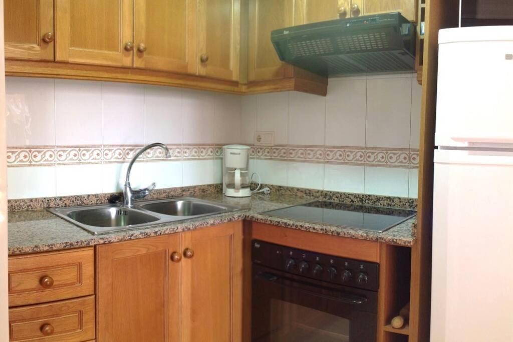 Apartamento Vacaciones En Gemelos 22 Бенидорм Екстериор снимка